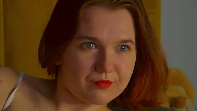 Snapshot of LessySmith chatting on 7, 2, 2026 LessySmith online show from 7, 2, 2026