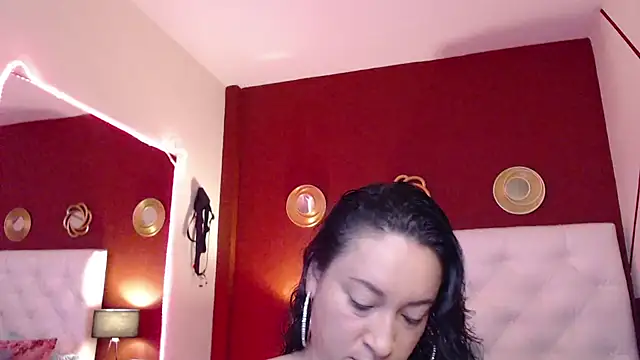 Snapshot of jessi_lovers chatting on 7, 1, 2025 jessi lovers online show from 7, 1, 2025