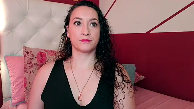 Snapshot of jessi_lovers chatting on 25, 2, 2025 jessi lovers online show from 25, 2, 2025