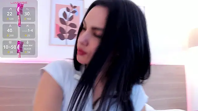 kareena basu online show from 1, 12, 2025