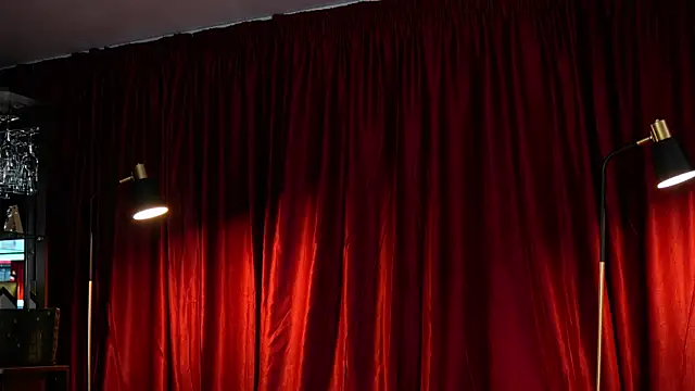 Snapshot of Evelyn_Evyyy chatting on 12, 3, 2025 Evelyn Evyyy online show from 12, 3, 2025