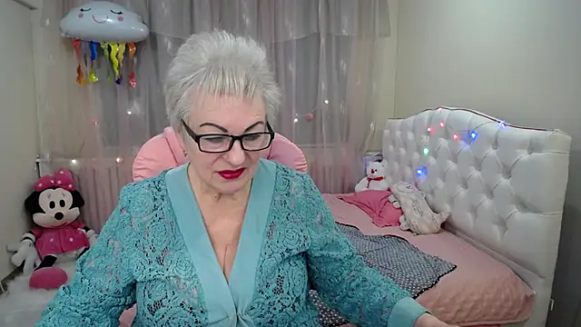 KayleSmoll online show from 22, 1, 2025