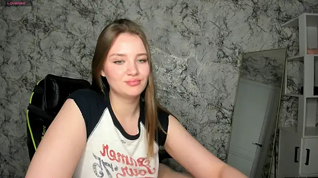 DeniRicchii online show from 4, 5, 2026