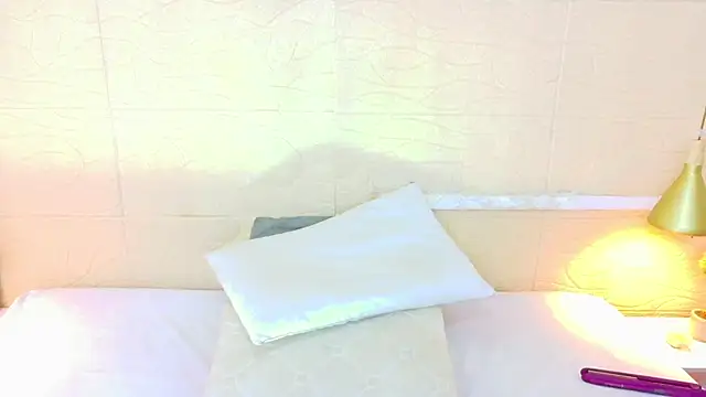 Snapshot of Shamiraa_moore chatting on 14, 1, 2026 Shamiraa moore online show from 14, 1, 2026