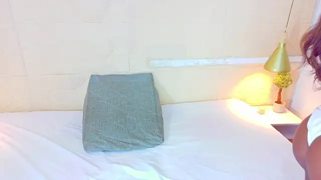 Snapshot of Shamiraa_moore chatting on 8, 4, 2026 Shamiraa moore online show from 8, 4, 2026