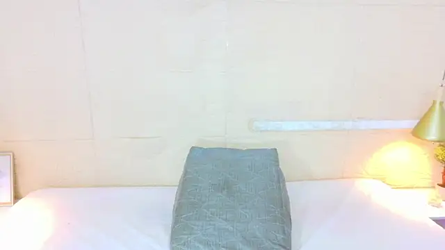 Snapshot of Shamiraa_moore chatting on 11, 4, 2026 Shamiraa moore online show from 11, 4, 2026