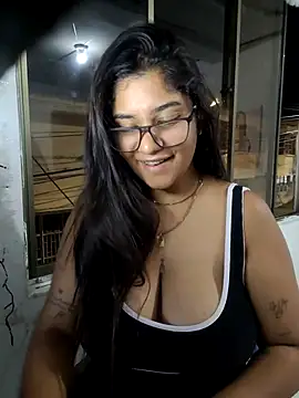 Snapshot of Sofythom1 chatting on 9, 3, 2025 Sofythom1 online show from 9, 3, 2025