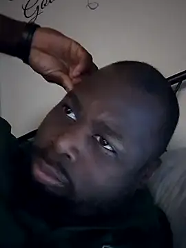 Snapshot of goodboybaddaddy chatting on 11, 1, 2025 goodboybaddaddy online show from 11, 1, 2025