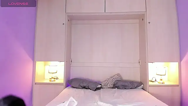 KendallRosse1 online show from 25, 2, 2025