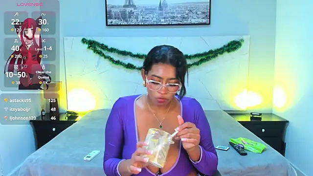 LAYLATAYLOR  online show from 27, 12, 2024