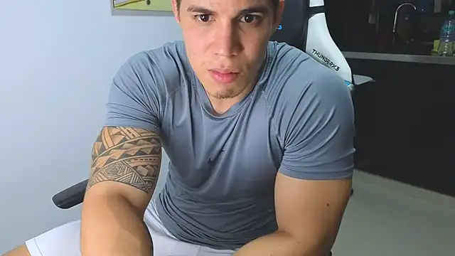 Ethanstill1 online show from 4, 2, 2025