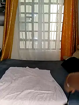 Cherriikenzie online show from 2, 2, 2025