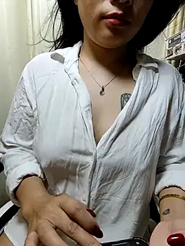 Snapshot of lyna_bl chatting on 17, 3, 2025 lyna bl online show from 17, 3, 2025