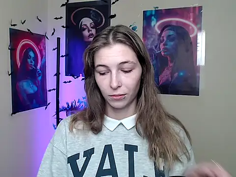 StrangerGi online show from 9, 10, 2025