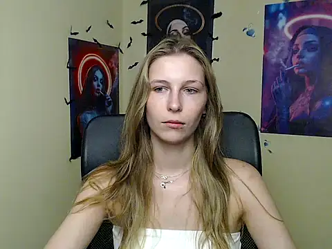 StrangerGi online show from 13, 6, 2026
