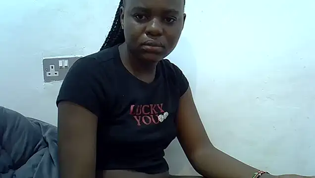 Snapshot of dirtyshowgirl chatting on 11, 7, 2026 dirtyshowgirl online show from 11, 7, 2026