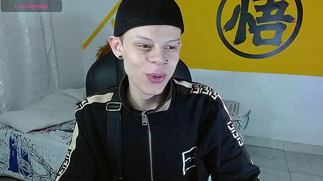 Snapshot of Matthew_Boy_ chatting on 22, 1, 2025 Matthew Boy  online show from 22, 1, 2025