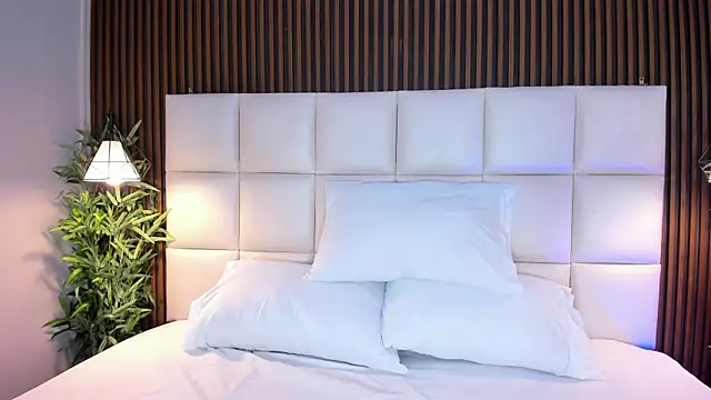 CailynBrowm online show from 19, 11, 2025