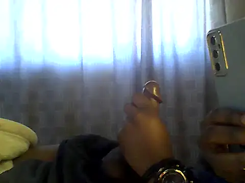 Snapshot of mznsi chatting on 5, 11, 2025 mznsi online show from 5, 11, 2025