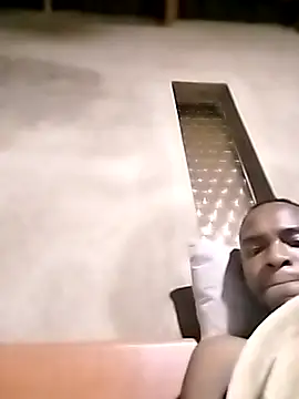 Snapshot of mznsi chatting on 8, 11, 2025 mznsi online show from 8, 11, 2025