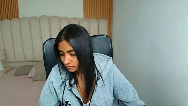 shaneelle online show from 9, 2, 2026