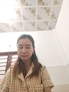 Sexy-ladyboobs20 online show from 20, 5, 2026