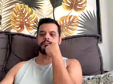 HornyBeachBoyBR online show from 8, 5, 2026