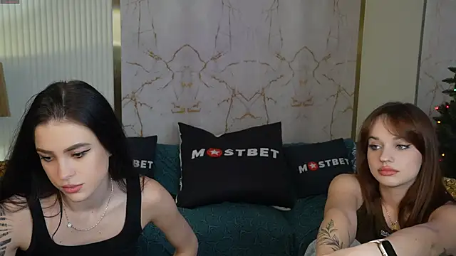 Brendi054 online show from 15, 12, 2024