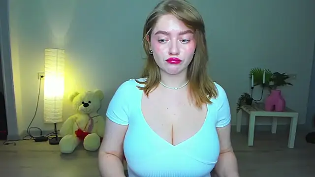 AidaPerry online show from 21, 11, 2025