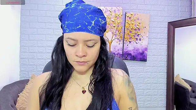 Snapshot of StefyGil_ chatting on 5, 11, 2025 StefyGil online show from 5, 11, 2025