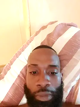 Snapshot of Papii97150 chatting on 21, 10, 2025 Papii97150 online show from 21, 10, 2025