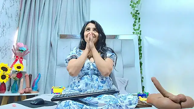  Marcela   online show from 27, 10, 2025