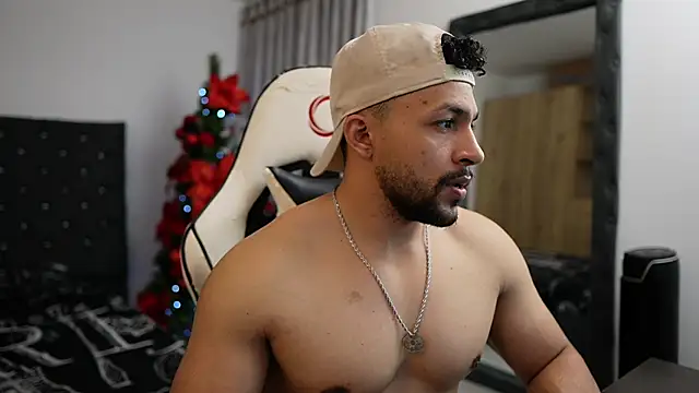 Snapshot of Martin_Logan chatting on 4, 12, 2024 Martin Logan online show from 4, 12, 2024