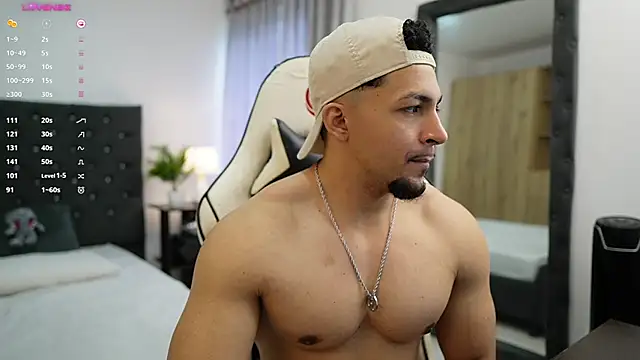 Snapshot of Martin_Logan chatting on 11, 2, 2025 Martin Logan online show from 11, 2, 2025