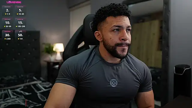 Snapshot of Martin_Logan chatting on 26, 9, 2025 Martin Logan online show from 26, 9, 2025