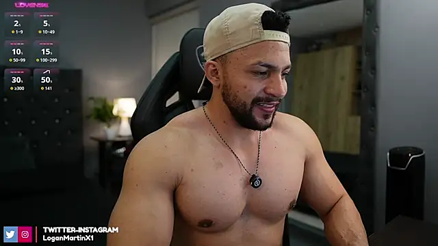 Snapshot of Martin_Logan chatting on 11, 10, 2025 Martin Logan online show from 11, 10, 2025