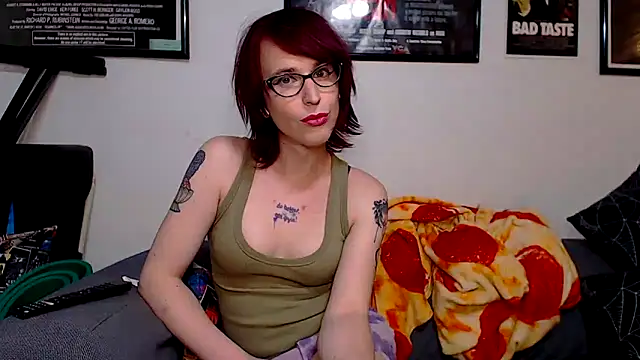 Snapshot of RyffBurnz chatting on 28, 4, 2026 RyffBurnz online show from 28, 4, 2026