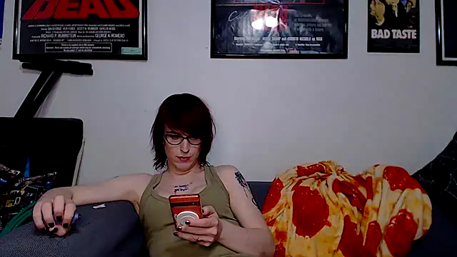 Snapshot of RyffBurnz chatting on 28, 4, 2026 RyffBurnz online show from 28, 4, 2026