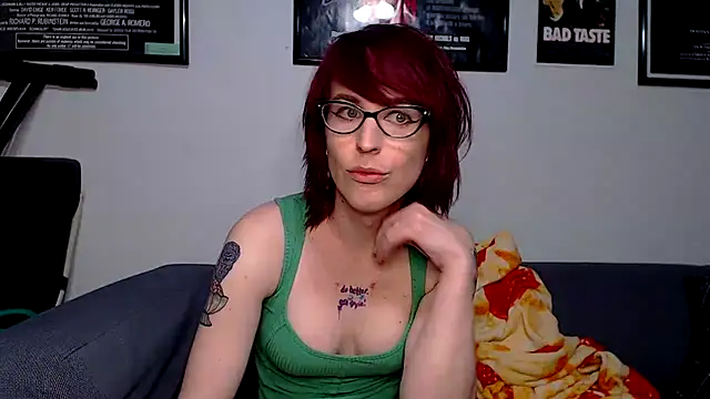 Snapshot of RyffBurnz chatting on 1, 5, 2026 RyffBurnz online show from 1, 5, 2026