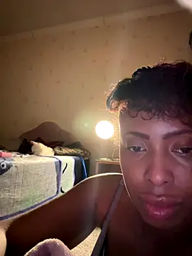 nolotymfcXo online show from 17, 11, 2025