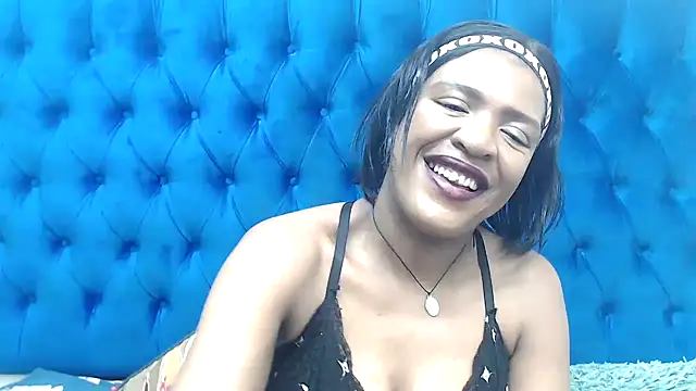 SpicyQueenxxxx online show from 14, 4, 2026