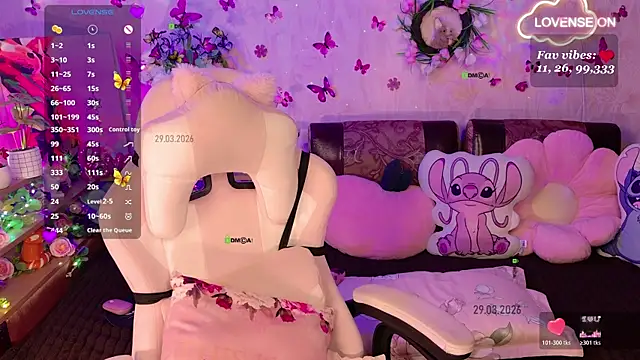 Snapshot of Miss_SweetPeach chatting on 29, 3, 2026 Miss SweetPeach online show from 29, 3, 2026