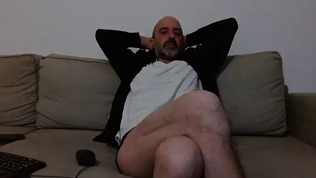 Snapshot of newsimo74 chatting on 5, 1, 2025 newsimo74 online show from 5, 1, 2025