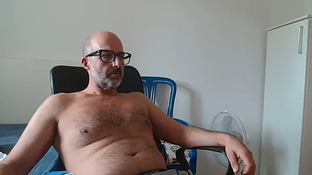 Snapshot of newsimo74 chatting on 13, 9, 2025 newsimo74 online show from 13, 9, 2025