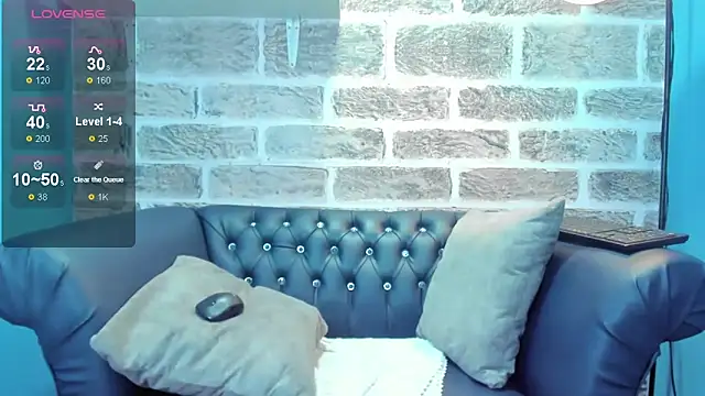 Nahiajhonson  online show from 22, 1, 2025