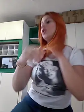 Nahiajhonson  online show from 5, 3, 2026