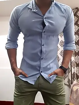 Snapshot of Guyinshortss chatting on 1, 11, 2025 Guyinshortss online show from 1, 11, 2025