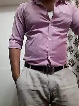Snapshot of Guyinshortss chatting on 17, 4, 2026 Guyinshortss online show from 17, 4, 2026