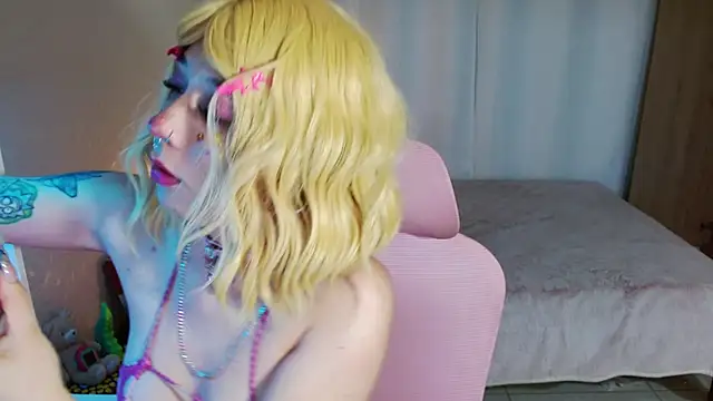 mily milk  online show from 23, 2, 2025