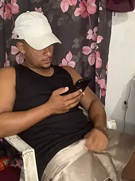 Snapshot of outropirocudo chatting on 26, 6, 2026 outropirocudo online show from 26, 6, 2026